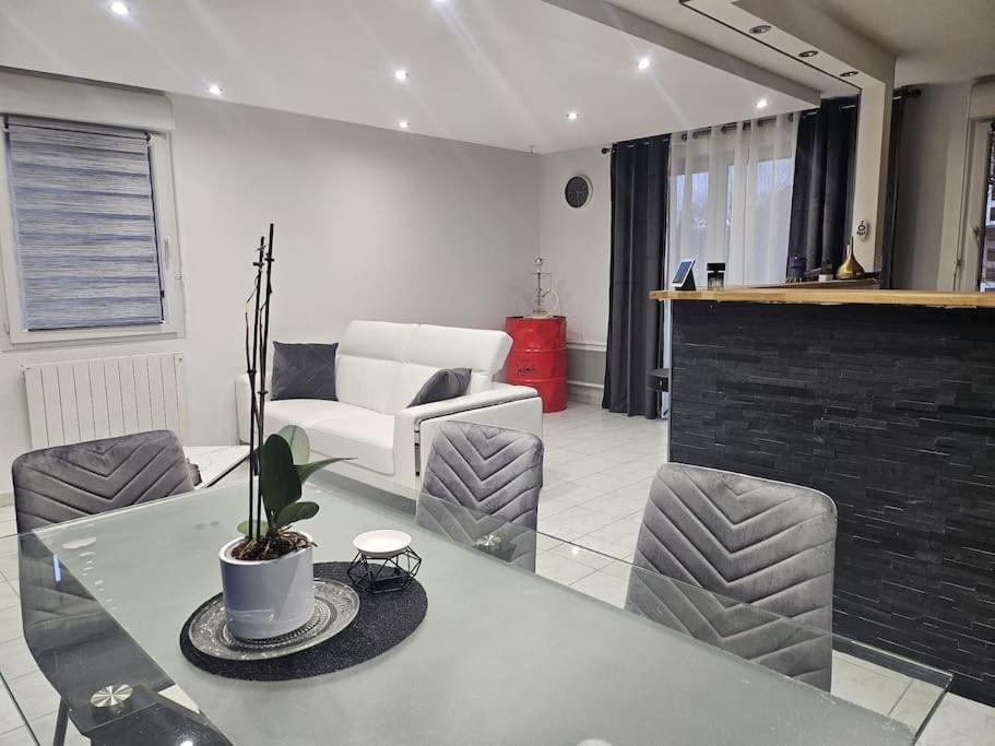 Appartement Cluses Εξωτερικό φωτογραφία